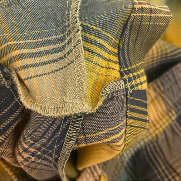 RVCA Medium Yellow Blue Pink Plaid Shorts - Picture 14 of 15